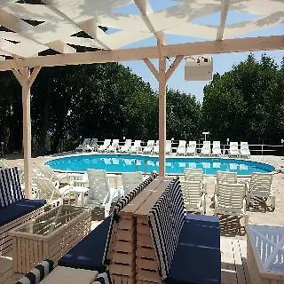 Zarya Hotel 2*