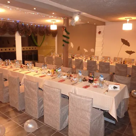 Zarya Hotel 2*